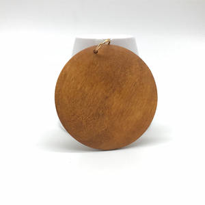 50*5.5mm belum selesai besar datar lingkaran bulat kayu alami dengan lubang dan cincin lompat liontin jimat dibuat di Cina - Product Image 3