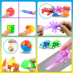 Set de 84 Piezas de Regalos para Fiestas Infantiles, Juguetes de Cumpleaños, Premios Escolares, Juguetes Antiestrés y de Descompresión - Product Image 3