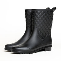 Bottes de pluie en PVC tendance pour femmes avec chaussettes chaudes amovibles, bottes imperméables