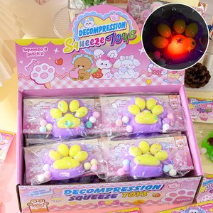 Jouet Squishy Patte de Chat Lumineuse Unisexe en Gros, Nouveau Jouet Anti-Stress Patte de Chaton pour Enfants et Adultes, Cadeau de Décompression à Presser - Product Image 2