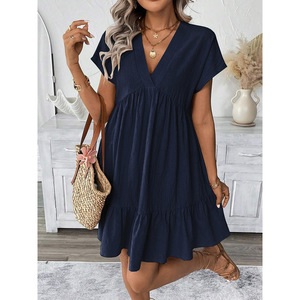 Verano nuevo color sólido cuello pico suelto estilo vacaciones vestido - Product Image 4