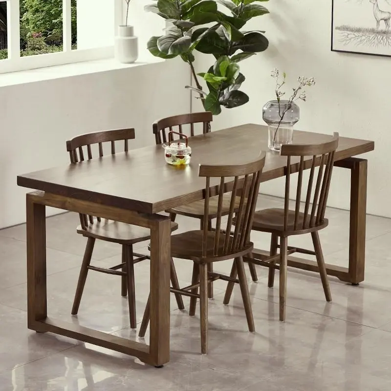 Tavolo da pranzo in legno massello di mobili per sala da pranzo di colore marrone in stile nordico all'ingrosso a basso prezzo