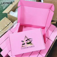 Boîtes en carton imprimées en gros pour l'expédition de vêtements, boîtes postales en papier, boîtes d'expédition en carton avec logo personnalisé