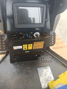 Nuovo Bulldozer Cingolato SEM 832F per Terreni Paludosi/Dessertici con Ripper a Lama SU/U, Cingoli Larghi, per Lavori Pesanti, Idrostatico - Product Image 5