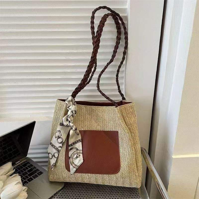 สีน้ำตาล