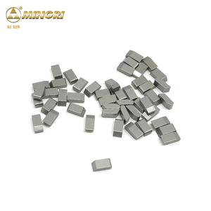 Lames de scie circulaires rectangulaires à coupe simple en carbure de tungstène <span class=keywords><strong>vierge</strong></span> cémenté et fritté, revêtement OEM, certifiées ISO9001, garantie 1 an - Product Image 1