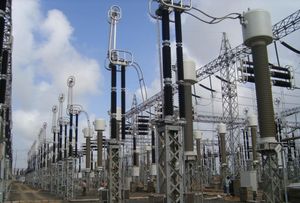 Interrupteurs de déconnexion extérieurs en caoutchouc silicone haute tension GW11 126kV-800kV avec une intensité de courant allant jusqu'à 5000A - Product Image 4