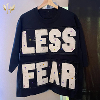 T-shirt surdimensionné personnalisé en coton épais coupe carrée cousu épaule tombante avec strass brodés et patch appliqué pour hommes