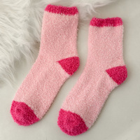 Chaussettes de sol en polaire corail pour femmes, douces et chaudes, en peluche, pour la maison, chaussettes de sommeil d'hiver, chaussettes d'intérieur