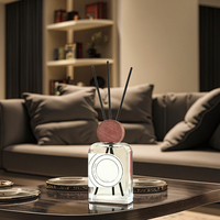 Nouvelle conception de diffuseur de parfum d'intérieur de luxe, aromathérapie, flacon diffuseur en verre plat vide de 200 ml avec bouchon en liège, sérigraphié