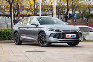 Nouveau BYD Qin L DM-i 120 km 2025 |   Berline PHEV ADAS 1.5L avec toit ouvrant panoramique en stock – Véhicule hybride BYD Qin à énergie nouvelle - Product Image 3