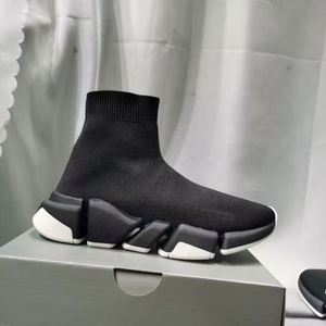Zapatillas de moda 2025 al por mayor con logo, superventas, para hombre y mujer, calcetines casuales, zapatillas sin cordones, estilo casual Slow Wind. - Product Image 1