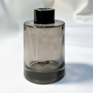 Excellent flacon diffuseur cylindrique de 120 ml, nouveau design, avec bouchon à vis, en verre personnalisé, pour la maison – Meilleure vente en gros - Product Image 3