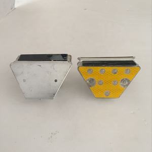 交通道路ガードレールライト反射台形デリニエーターポストLEDソーラーデリニエーター - Product Image 2