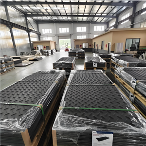 Dalles <span class=keywords><strong>de</strong></span> pavage en PE robustes sur mesure, <span class=keywords><strong>protection</strong></span> temporaire du sol pour travaux en zone inondée, tapis <span class=keywords><strong>de</strong></span> sol en plastique HDPE pour routes - Product Image 3