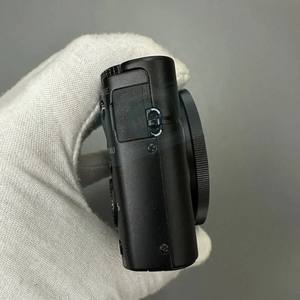 <span class=keywords><strong>Appareil</strong></span> <span class=keywords><strong>photo</strong></span> numérique sans miroir HFT Professional Cyber-Shot <span class=keywords><strong>DSC</strong></span>-RX100, capteur CMOS plein format, zoom optique 7,1x-16x, écran HD 3,0 pouces, Full HD - Product Image 6