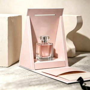 Boîte cadeau parfum en carton triangulaire personnalisée pour cosmétiques et soins de la peau, avec poignée - Product Image 4