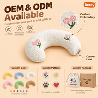 Coussin pour animaux de compagnie en tissu de velours rembourré de coton, durable, couleur personnalisée, doux, en forme de U, écologique, à motif uni, pour un sommeil profond