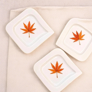 Thanh Le 20cm Assiette en céramique carrée artisanale-Vaisselle vietnamienne authentique pour salle à manger et décoration | Options en gros disponibles - Product Image 1