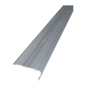 Nhà Máy bán hàng trực tiếp nonslip nhôm cầu thang nosing chống trượt lõm bê tông nhôm cầu thang bước nosing cho cầu thang ngoài trời - Product Image 3