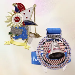 Il grossista Custom Design medaglia di metallo carnevale commemora raccogliere medaglia Logo personalizzato orologio mobile divertente porta medaglie