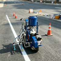 Machine de marquage routier automatique à pulvérisation à froid avec télécommande pour une circulation sécurisée