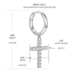 Boucles d'oreilles tendance en argent plaqué platine 3 mm, motif croix blanche, bijoux élégants en moissanite testée par instrument - Product Image 4