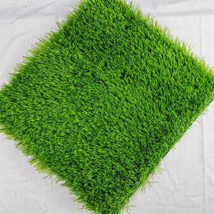Fabricant Vente Pas Cher Extérieur Pelouse Synthétique Gazon <span class=keywords><strong>Rouleau</strong></span> Faux Aménagement Paysager Terrasse Arrière Jardin Gazon Artificiel - Product Image 3