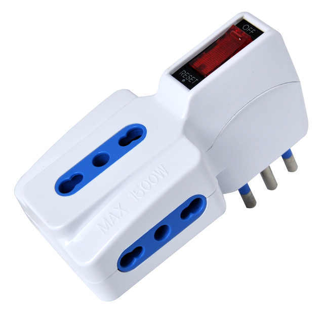 Italian Adapter Plug 10A with 3 Outlets Overload Protection Non-Grounding PC Material for Residential Use