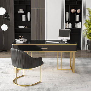 Juego de escritorio y silla de cuero para oficina en <span class=keywords><strong>casa</strong></span> de lujo moderno, parte superior pintada brillante con patas de hierro dorado, cajón de metal para el <span class=keywords><strong>trabajo</strong></span> - Product Image 3