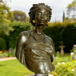 Scultura in Metallo Bronzo di Donna Africana, Statua Busto Tradizionale, Decorazione per la Casa, Regalo Personalizzato per Esterni - Product Image 2