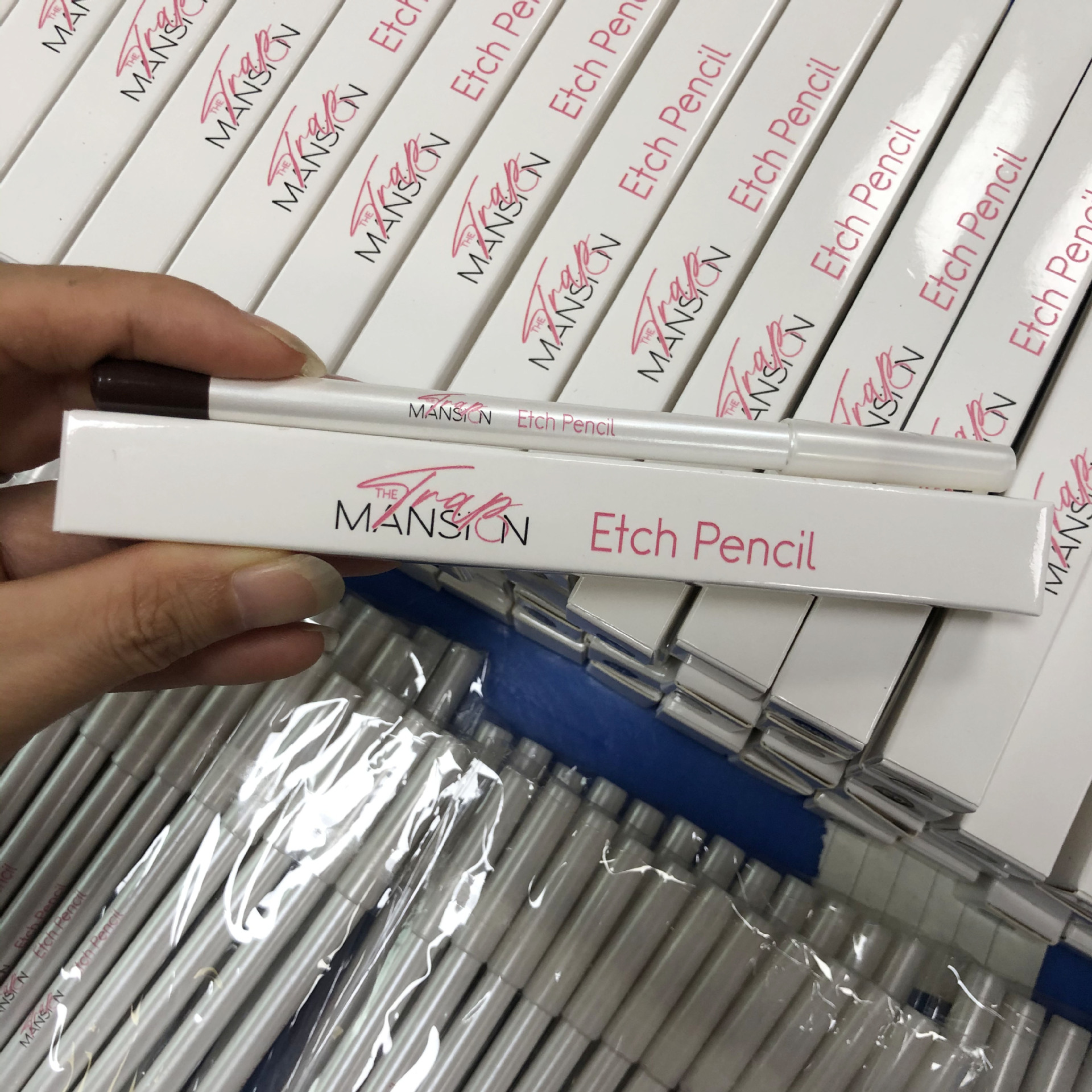 Водостойкий крем, фирменная торговая марка, карандаш для губ, коричневые кремовые лайнеры без логотипа