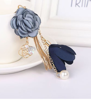 Porte-clés en bois avec perles acryliques délicates et lettre I en alliage de zinc pour la personne aimée, idéal comme cadeau pour couple