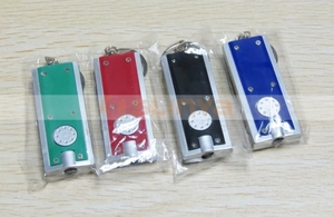 An Toàn <span class=keywords><strong>Mini</strong></span> Pocket <span class=keywords><strong>Keychain</strong></span> ABS <span class=keywords><strong>Torch</strong></span> <span class=keywords><strong>LED</strong></span> Ánh Sáng Sáng - Product Image 2