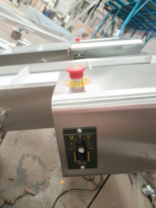 Hoogwaardige grote hellingshoek transportband van kunststof voor voedsel, transportband met afdekband, verpakkingsmachine - Product Image 4