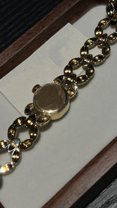 Montre Femme à Chaîne Dorée 2025 – Nouvelle Collection, Élégante, Petite, Quartz, Idéale Voyage, Haute Qualité - Product Image 6