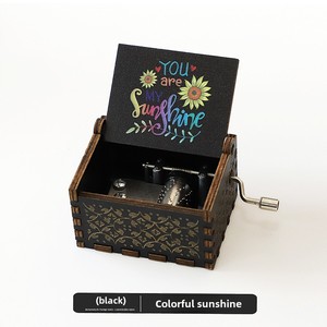 Boîte à <span class=keywords><strong>musique</strong></span> à manivelle personnalisée avec <span class=keywords><strong>musique</strong></span> et design sur mesure, cadeau populaire, boîte à <span class=keywords><strong>musique</strong></span> en bois gravée au laser - Product Image 3