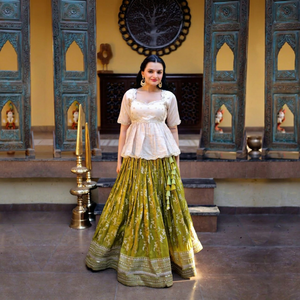 Conjunto de Lehenga Choli de Viscosa Jacquard Reversible para Mujer, Traje de Boda, Teñible, Elástico, de Secado Rápido y Sin Arrugas - Product Image 1