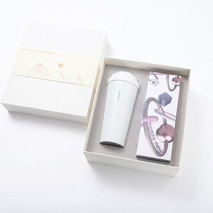 Coffret cadeau d'affaires Souvenir Logo personnalisable Cadeau pratique pour client Peigne de massage Morphy Richards - Product Image 4