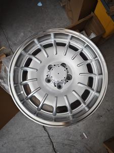 Cerchi in Lega LG Stile Vintage Mesh da 17 Pollici 5x112 con Bordo Esterno Lucidato e Profilo Profondo per Mercedes Benz Oldtimer W123 W124 <span class=keywords><strong>R129</strong></span> - Product Image 3