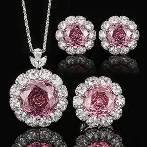 Ensemble de bijoux pour femmes en cuivre écologique, vente en gros, zircone cubique taillée en forme de rose séchée 18-16 mm, ensemble élégant de haute qualité assorti - Product Image 3