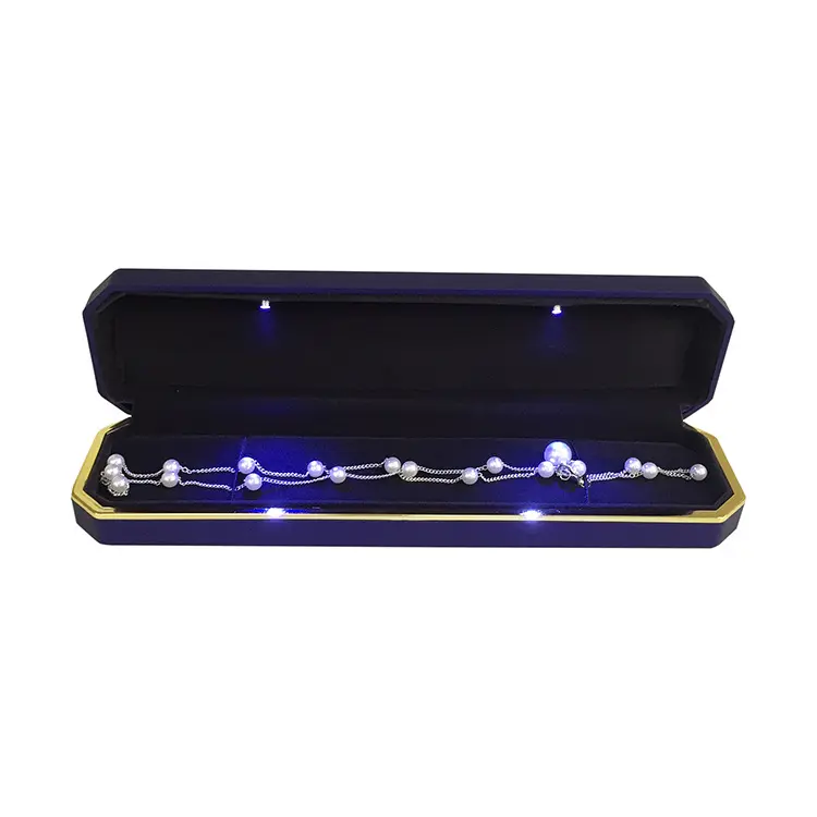 Top schwarz lackierte LED Ring Box Reise Aufbewahrung koffer Halskette Juwelen Verpackung Schmucks cha tulle mit LED-Licht