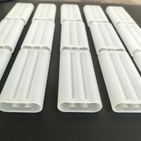 Résonateur laser en silice fondue à triple orifice, poli, pour la suppression des lumières parasites, pour machines laser 1064nm, à courbure en U