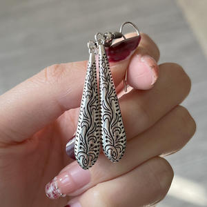 Orecchini pendenti vintage in argento tibetano per donna, con motivo vegetale, gioielli alla moda placcati in argento antico - Product Image 4