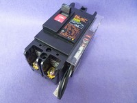 Pemutus Sirkuit 2 Kutub Sa52b 15 220 Volt, Set Lengkap Aksesoris PLC Industri Bekas: Sensor / Kontaktor / Relay
