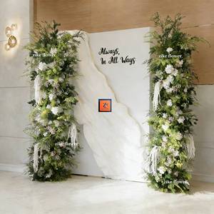 Sfondo Floreale Artificiale Realistico ZIKE con <span class=keywords><strong>Fiori</strong></span> <span class=keywords><strong>di</strong></span> Seta e Fogliame Verde per Vetrine <span class=keywords><strong>di</strong></span> Negozi e Matrimoni - Stile Moderno - Product Image 1