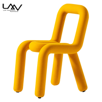 Chaise de salle à manger nordique, design moderne et contracté, créative, de forme spéciale, audacieuse