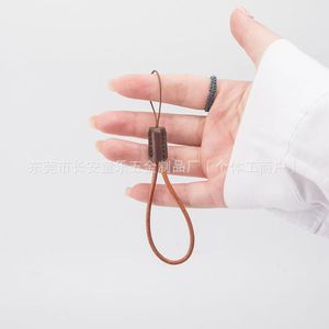 Sangles de poignet courtes en cuir véritable pour clés USB, batteries externes, appareils photo, téléphones portables, cordon de téléphone en cuir de vachette marron - Product Image 4