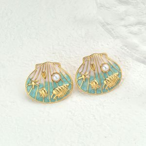 Pendientes de Moda con Perlas y Acabado en Gota de Aceite, Acero Inoxidable con Baño al Vacío de Larga Duración - Product Image 1