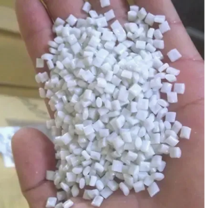 Gránulos de plástico PET de grado de botella de bajo punto de fusión Resina de tereftalato de polietileno Número de modelo Resina PET - Product Image 1